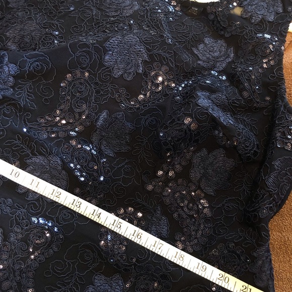 Le Bos Mother of the Bride, navy blue, size 18w, dress. - Picture 8 of 11